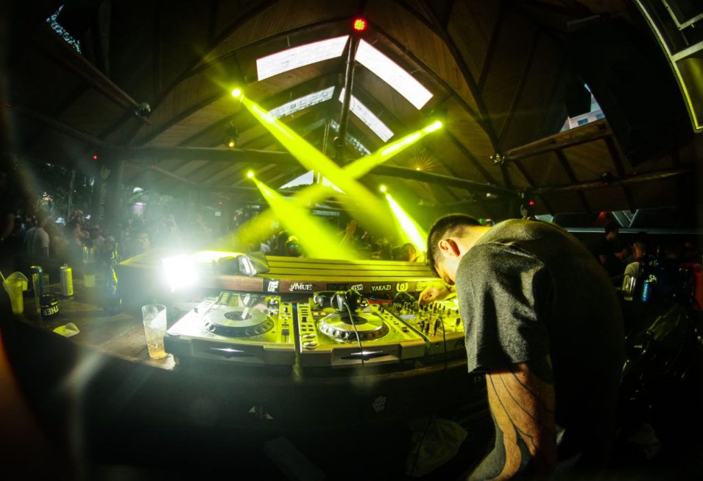 dj61