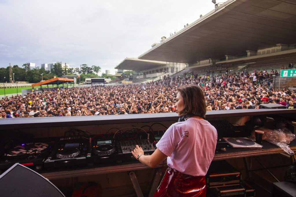 Nina Kraviz (Gabriel Quintão)